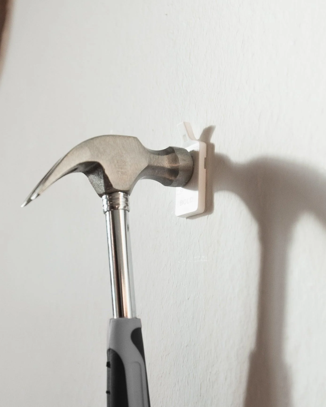 BOLD Picture hooks - Image 5