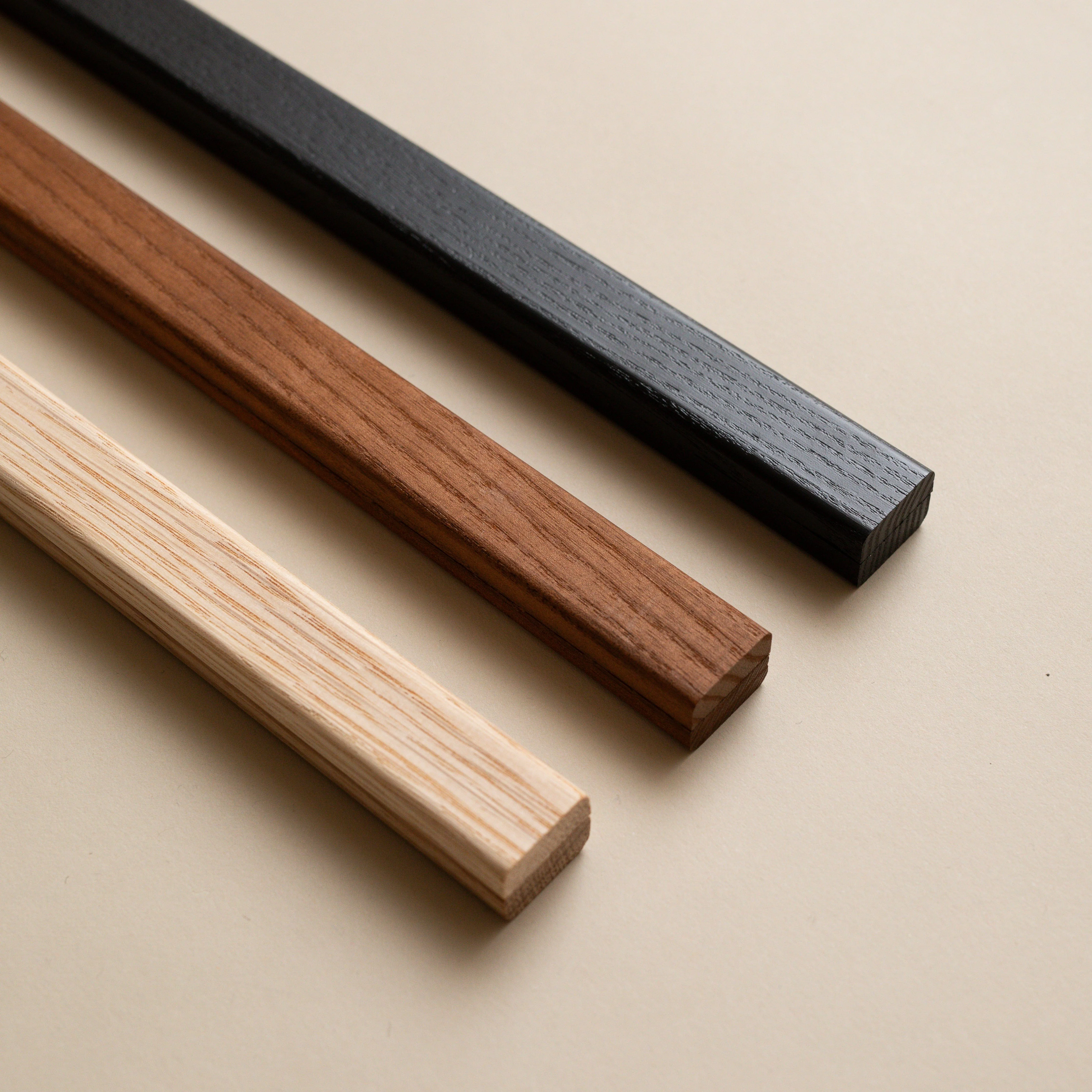 Magnetic dark oak frame - Image 4